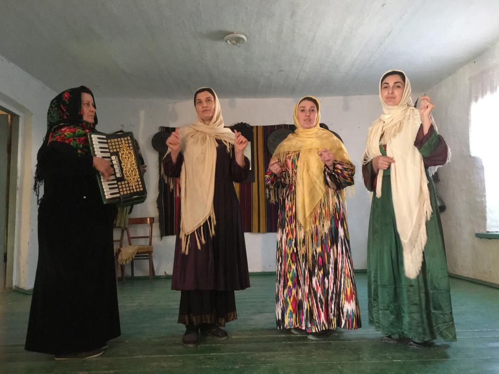 В рамках 90- летия Сергокалинского района в сельском Доме культуры с.Мамаул прошел отчетный  концерт коллектива художественной самодеятельности за 2019 г. 