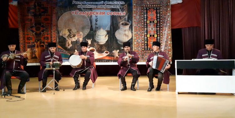 3 ноября в Магарамкентском районе прошел праздник народного творчества «Самурская осень»