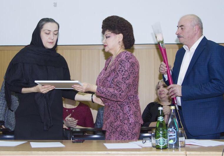 20 ноября в Сергокалинском районе прошло торжественное собрание актива района, посвященное предстоящему Дню матери и пятилетию движения «Матери России» в нашей республики.