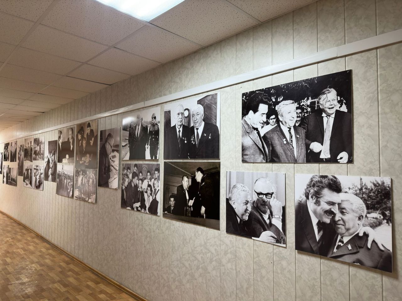 Передвижная фотовыставка «Наш Расул» продолжает свое путешествие по городам и районам республики
