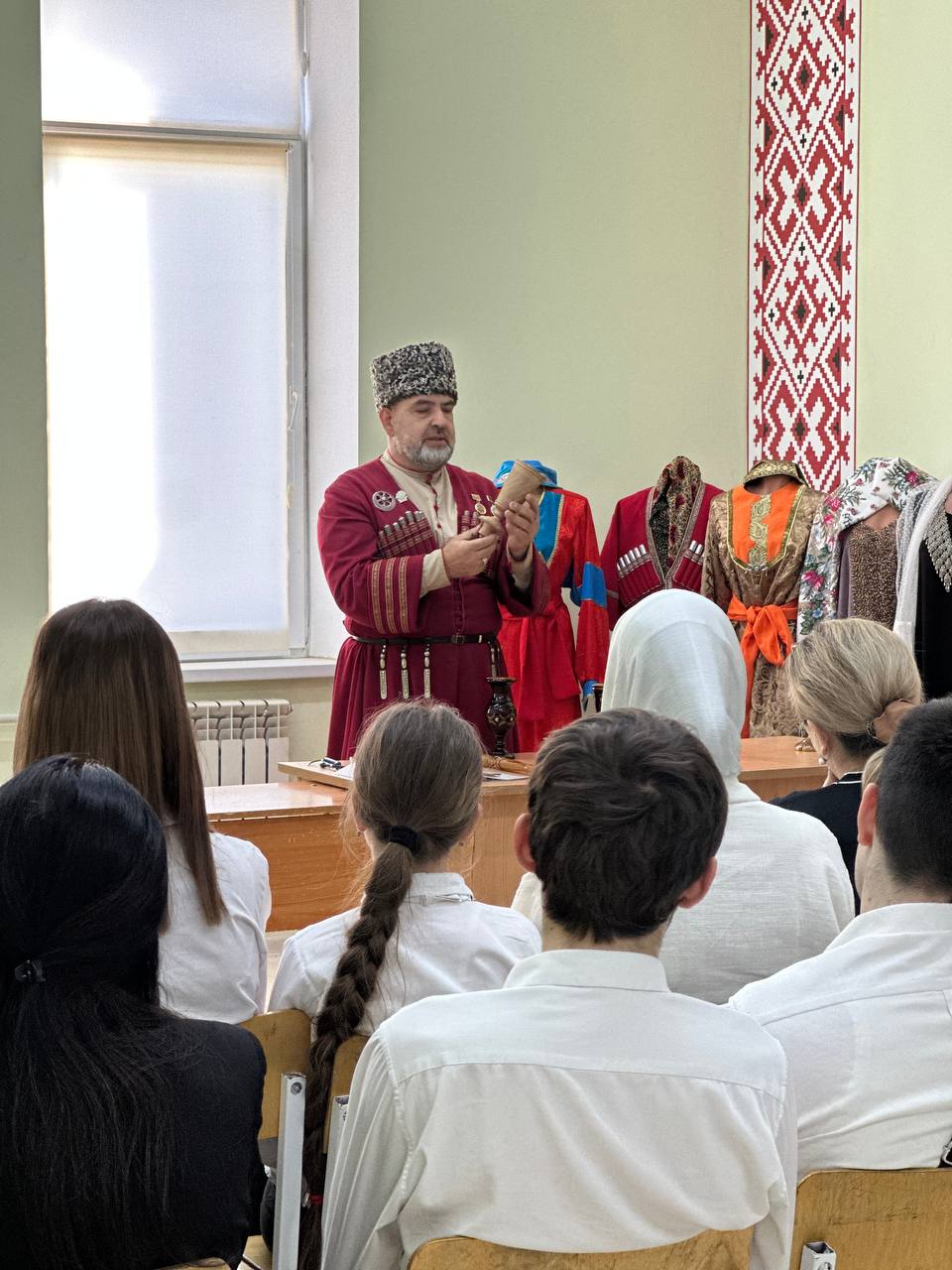 Республиканский дом народного творчества проводит мастер-классы для детей