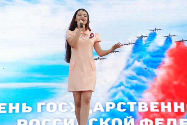 В Махачкале состоялся праздничный концерт «Флаг Родины моей»