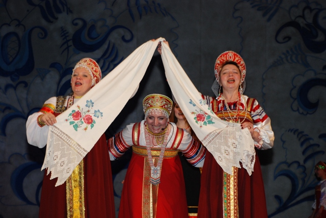 Народный хор русской песни РДНТ МК РД «Волна»