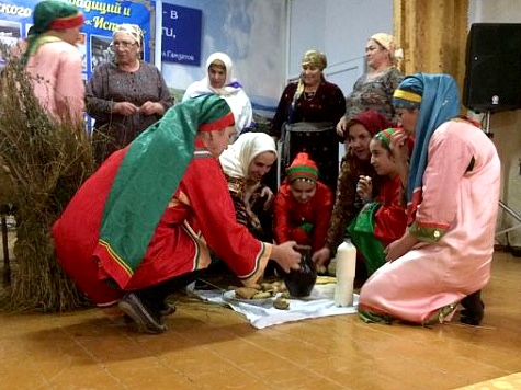 12 ноября в 12.00 в г. Кизилюрте состоится II Республиканский праздник фольклора и традиционной культуры «Истоки».
