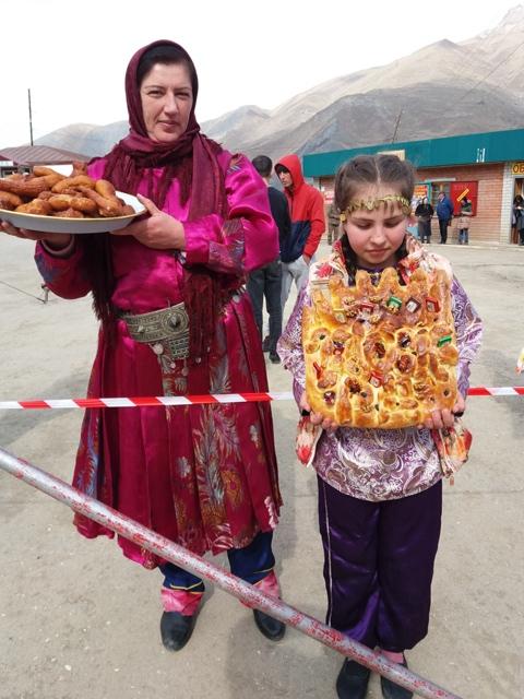 фольклорный ансамбль с. Цовкра1.jpg