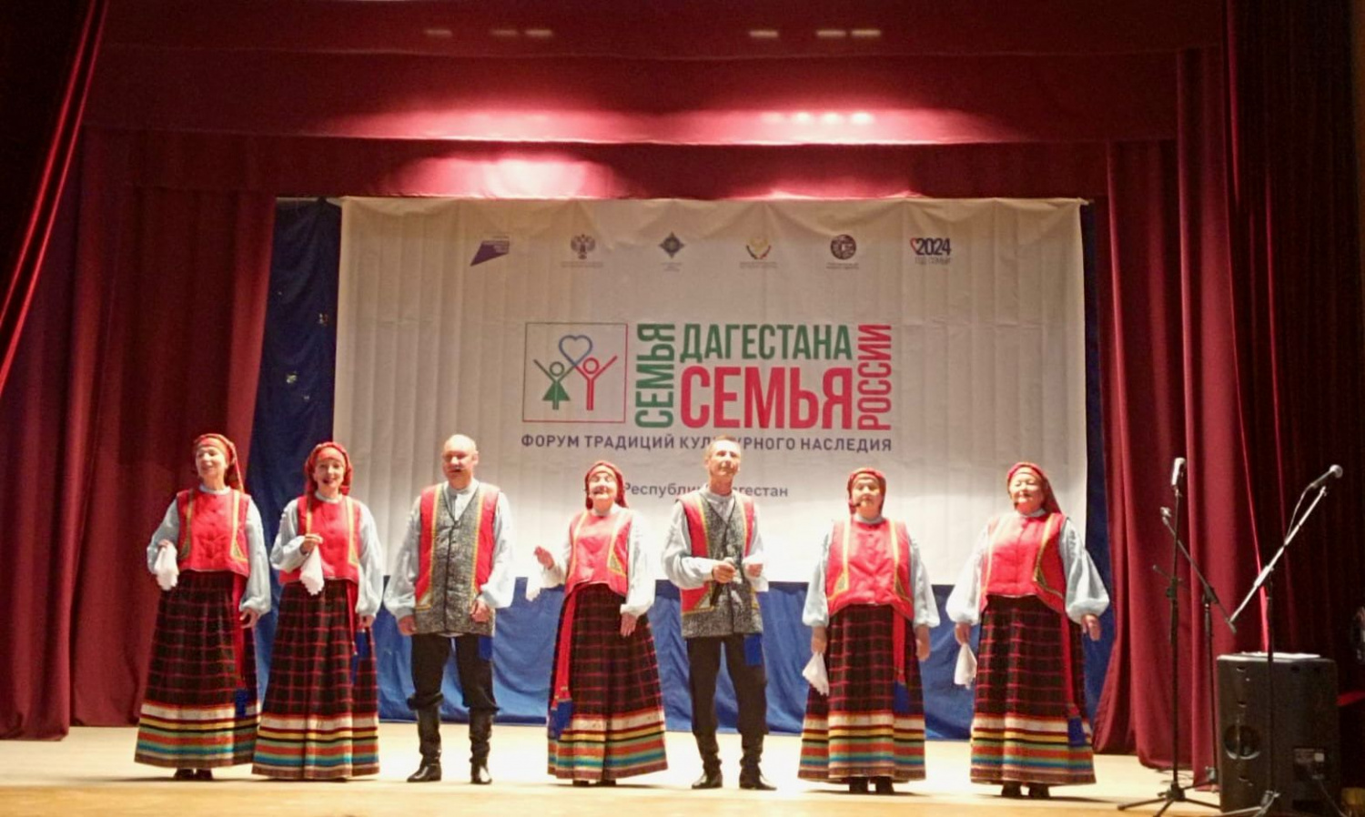 В Дагестане стартовал Форум традиций культурного наследия «Семья Дагестана – семья России»