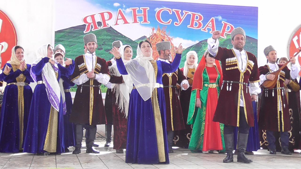 В рамках календаря мероприятий культурно-досуговых учреждений муниципалитетов республики в районах республики прошли праздничные мероприятия, посвященные встрече весны