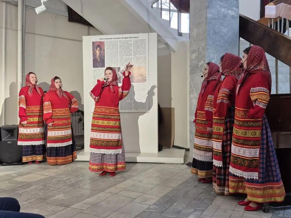 5 марта в Дагестанском музее изобразительных искусств им. П.С. Гамзатовой состоялся «Вечер русской культуры», организованный музеем совместно с Республиканским домом народного творчества Министерства культуры РД.