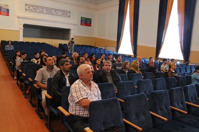 В г.Дагестанские Огни состоялся мастер-класс для хореографов  Южного Дагестана 