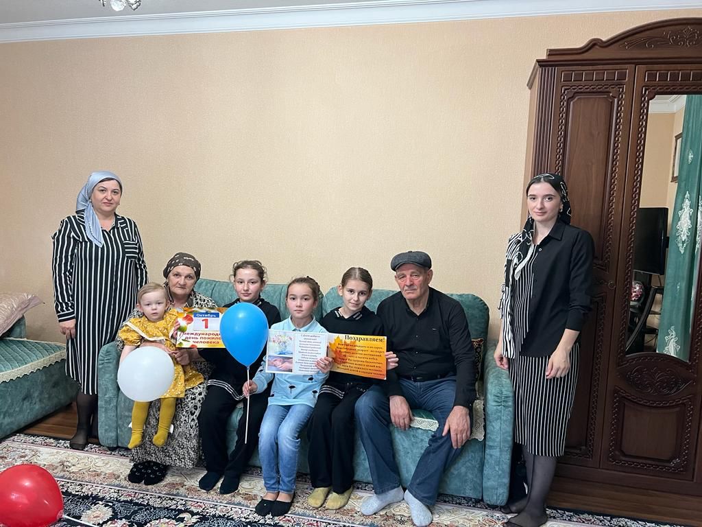 В культурно-досуговых учреждениях муниципальных образований республики прошли мероприятия в рамках Международного дня пожилого человека