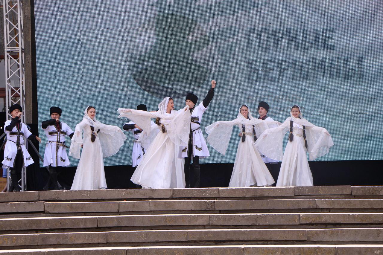 Горные вершины