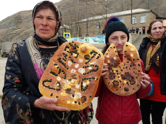 фольклорный ансамбль с.Сумбатль.jpg