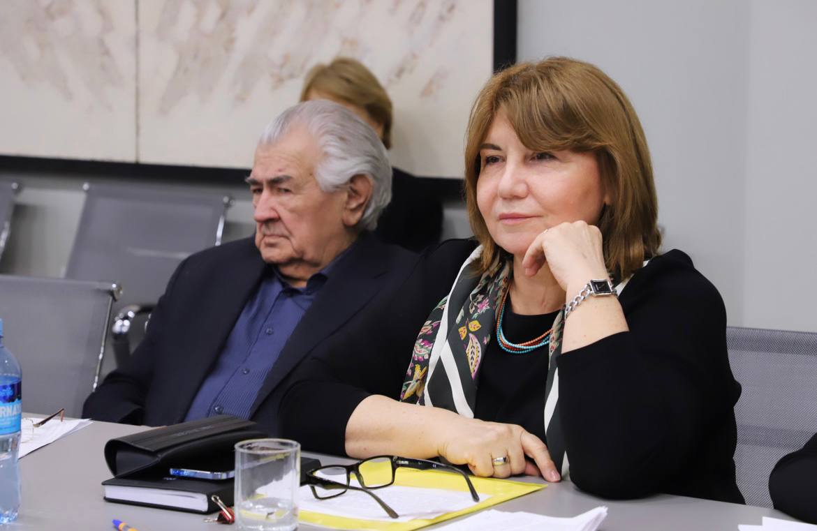 Заместитель министра культуры РД – директор Республиканского дома народного творчества Марита Мугадова приняла участие в плановом заседании Общественного совета
