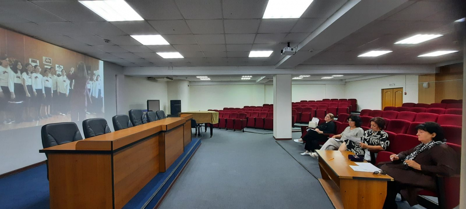 9 сентября в Национальной библиотеке РД им. Р.Гамзатова в заочном формате состоялось прослушивание хоровых коллективов
